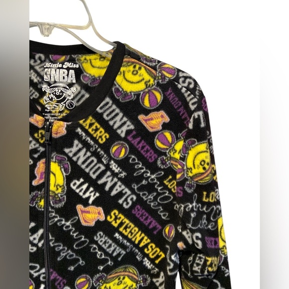 Los Angeles Lakers themed, full-body, printed, black and yellow pajama onesie. - Picture 2 of 6